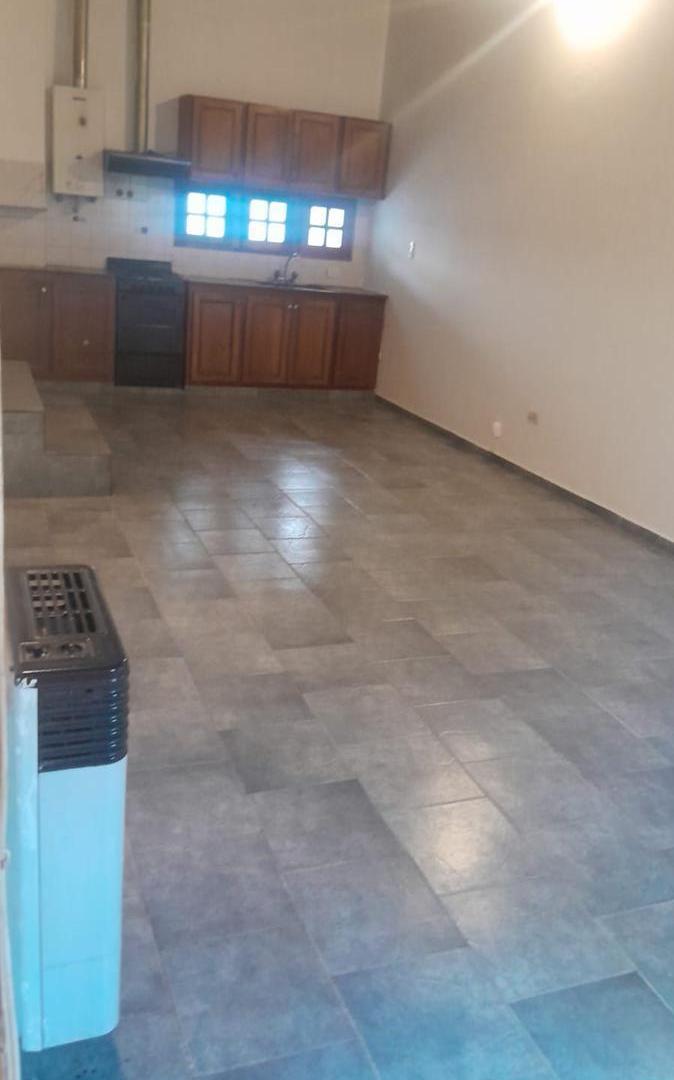 Foto de ALQUILO depto 2 dorm con terraza, asador y cochera - Cerro de las Rosas, imagen 1