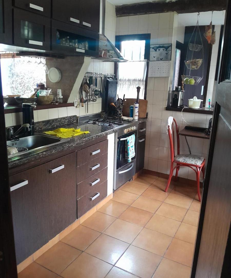Foto de Casa APTA CRÉDITO con pileta, quinchos y depto independiente, imagen 4
