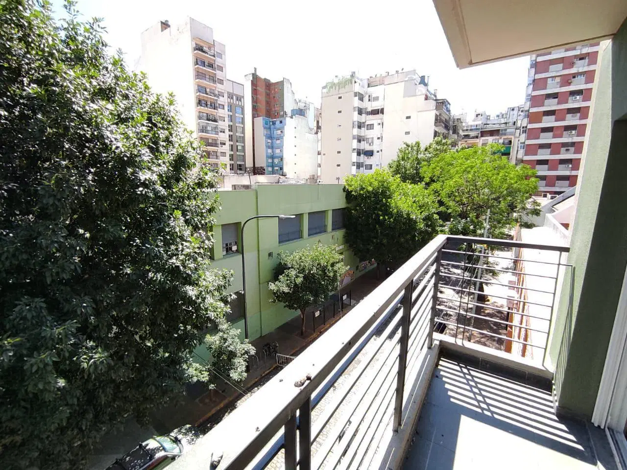 Departamento 2 ambientes frente con balcon, -Alquiler-Almagro 5