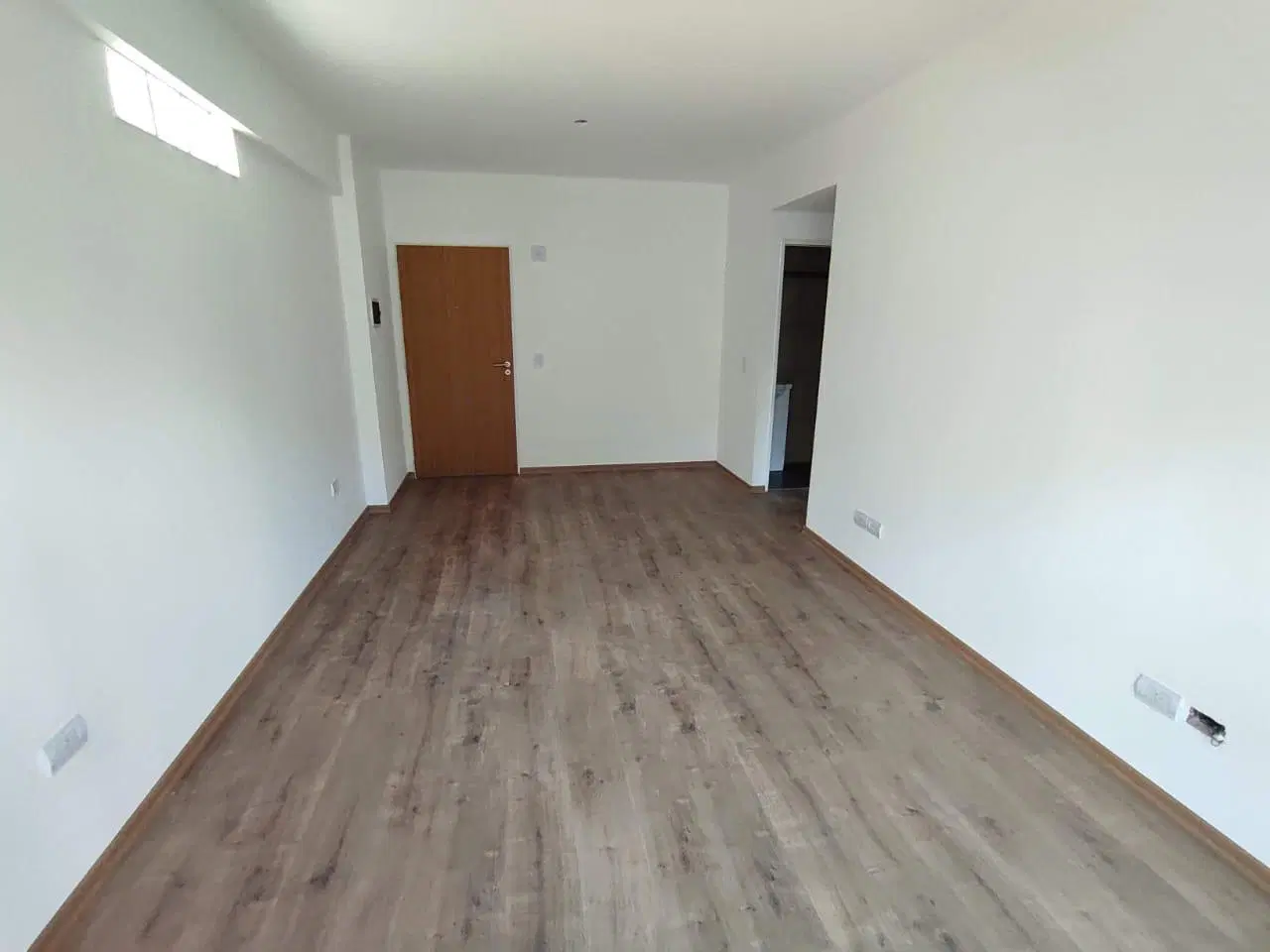 Departamento 2 ambientes frente con balcon, -Alquiler-Almagro 1