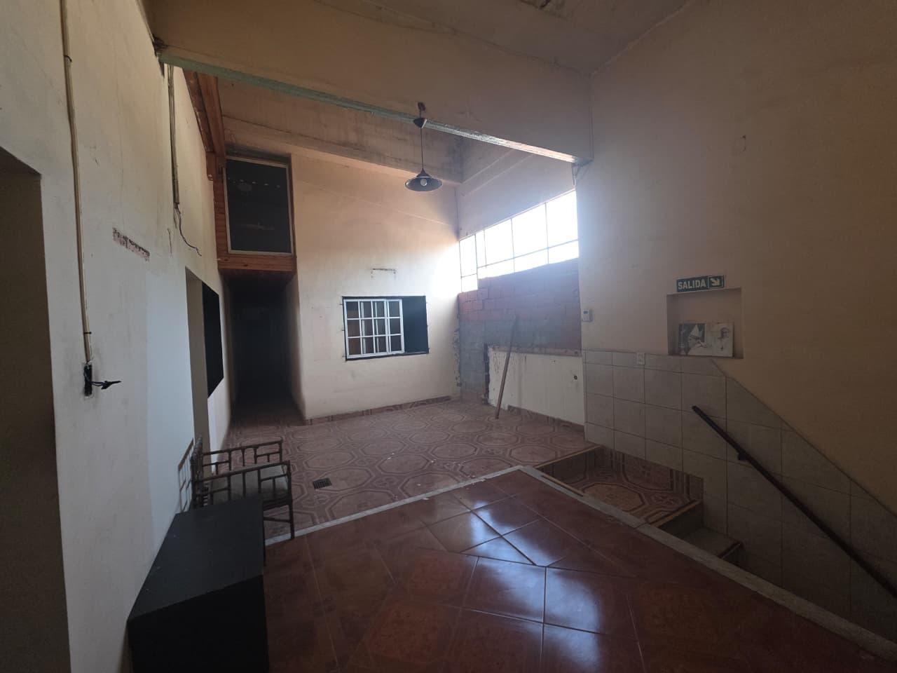 Foto de Edificio (ex hotel) en Barracas - Venta - Para refaccionar o lote, imagen 1