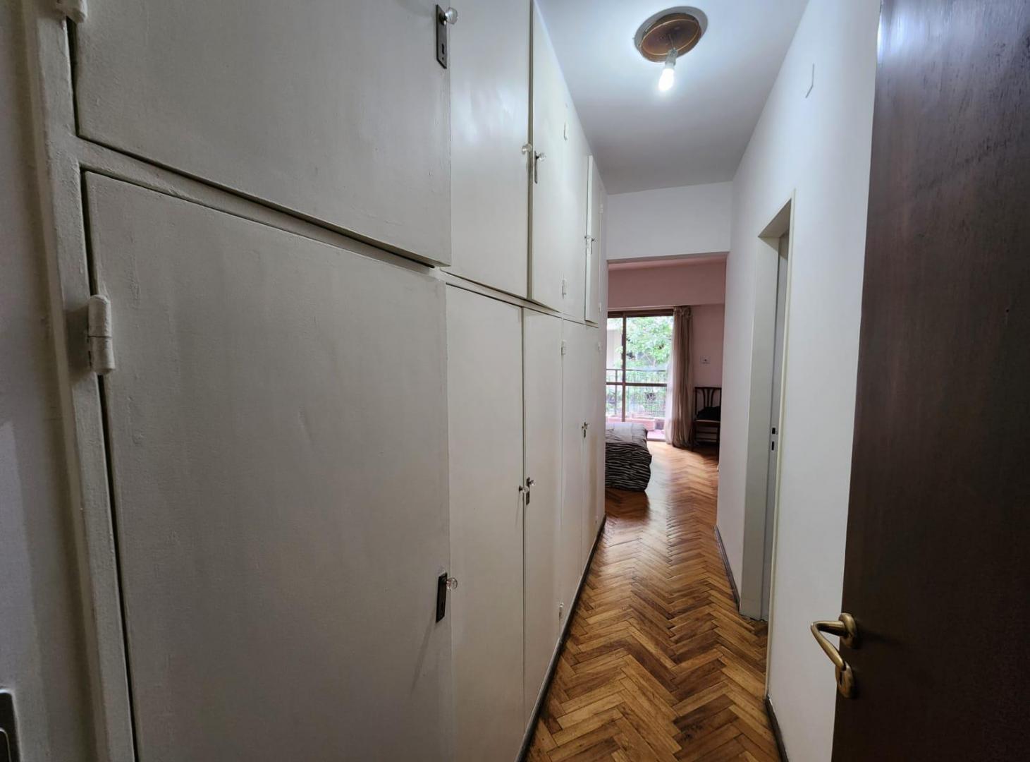 Foto de Departamento 4 ambientes con cochera - Venta - Barrio Norte, imagen 3