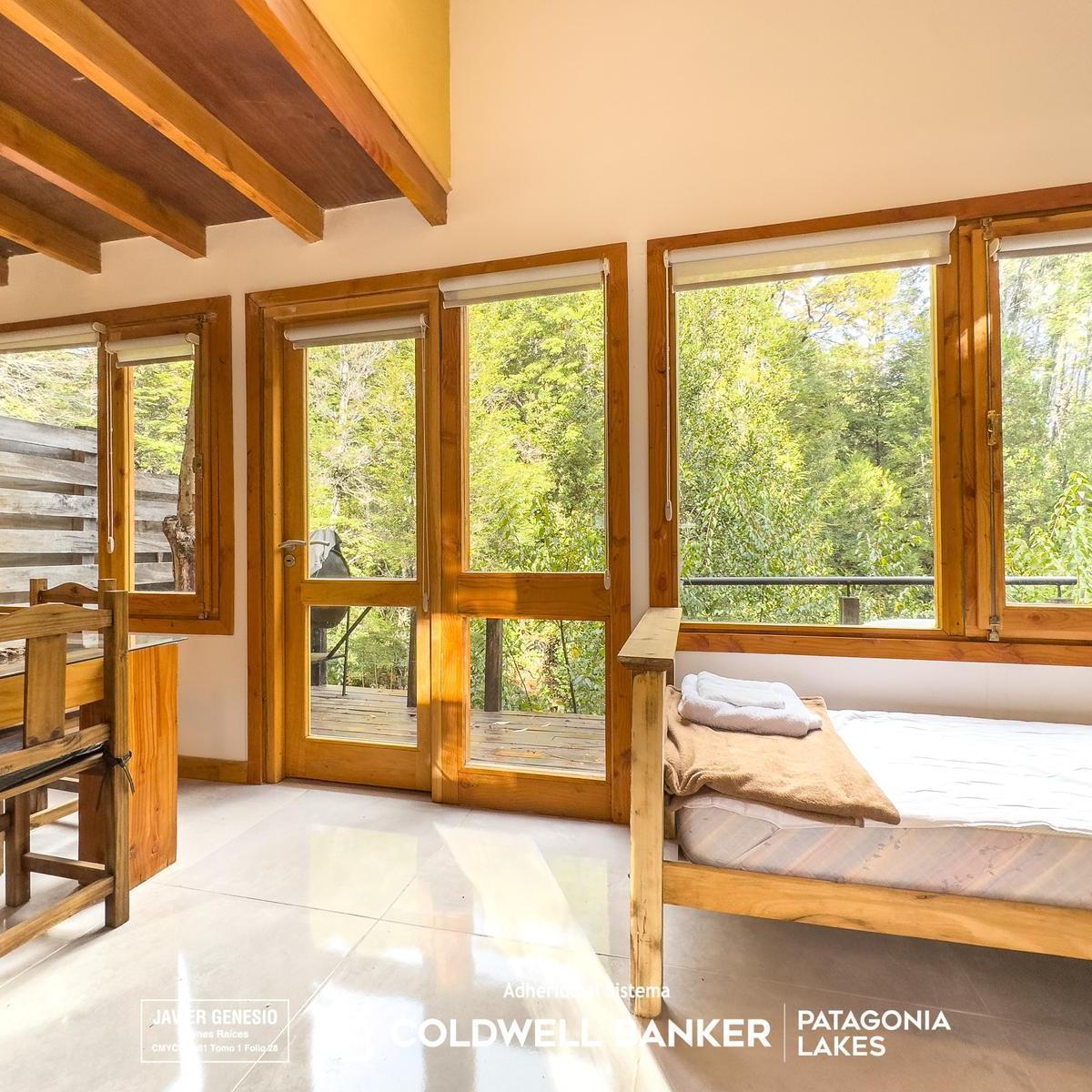 Venta Departamento 45 m² Frente a Reserva Natural con Arroyo en Barrio Epulafquen, Villa La Angostura 1