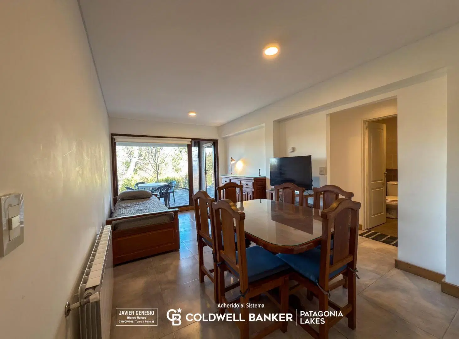 VENTA departamento 42 m2 c/deck mas baulera y cochera. Zona centro, Villa La Angostura 8