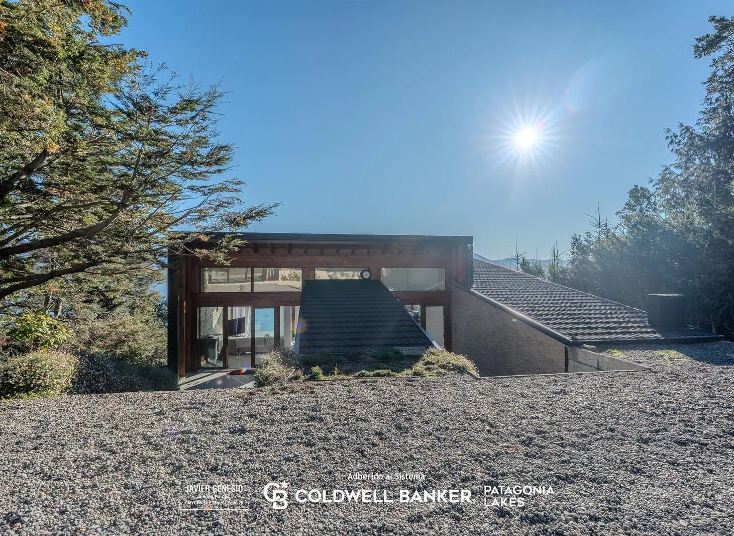 VENTA Casa con Costa , Vista Panoramica  y Bajada al Lago Nahuel Huapi Villa La Angostura 5