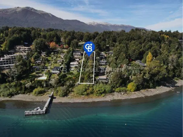VENTA Lote 2.686 m2  Costa de  Lago Nahue Huapi , Villa La Angostura , Neuquén 3