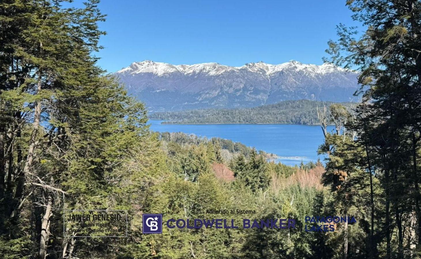 Foto de Casco Histórico V. la Angostura - Con plena vista al lago en la montaña, imagen 1