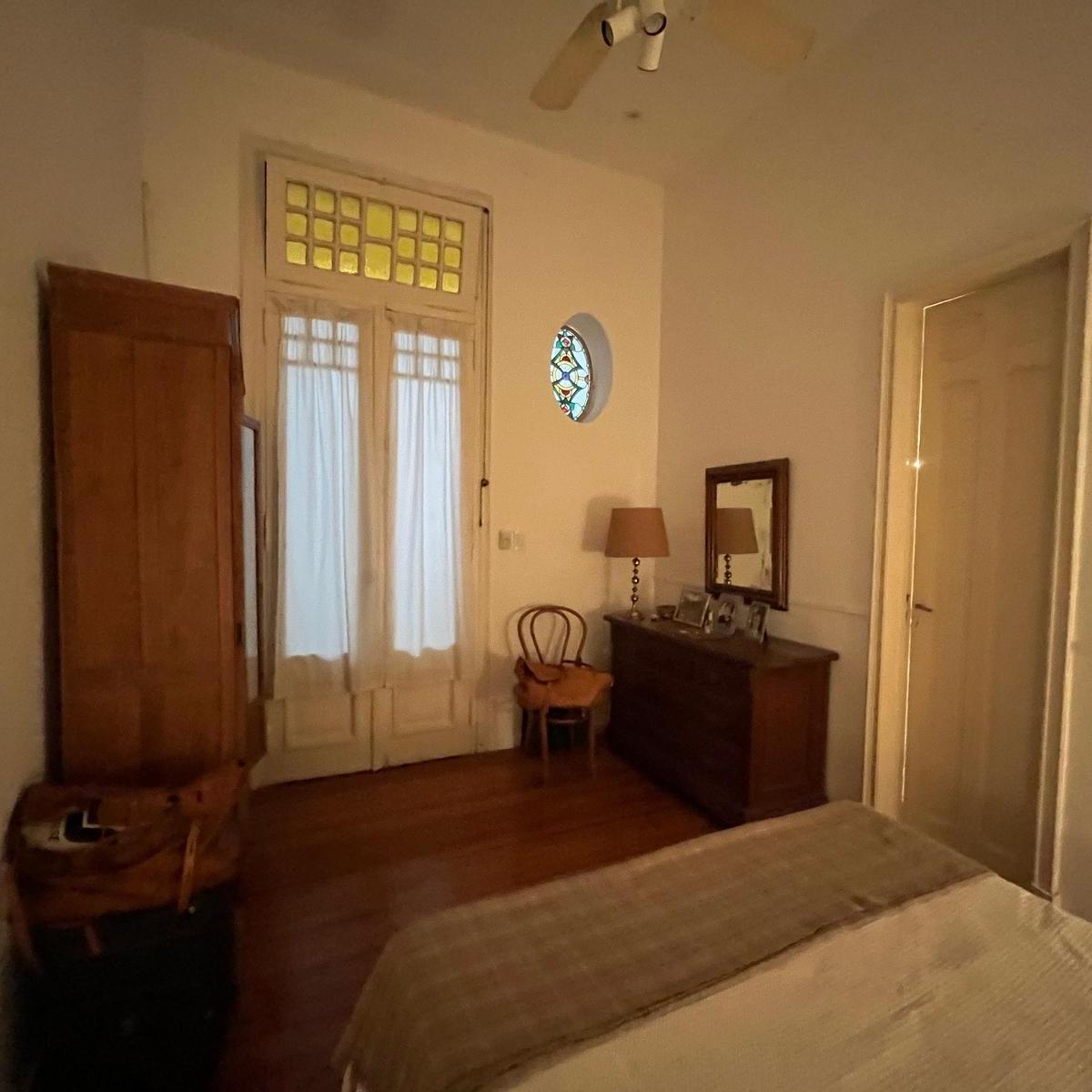 Hualfin y E. Mitre 364 m² Sobre Lote Propio, Casa de 4 Dorm. y 2 Dúplex, en Block. 3