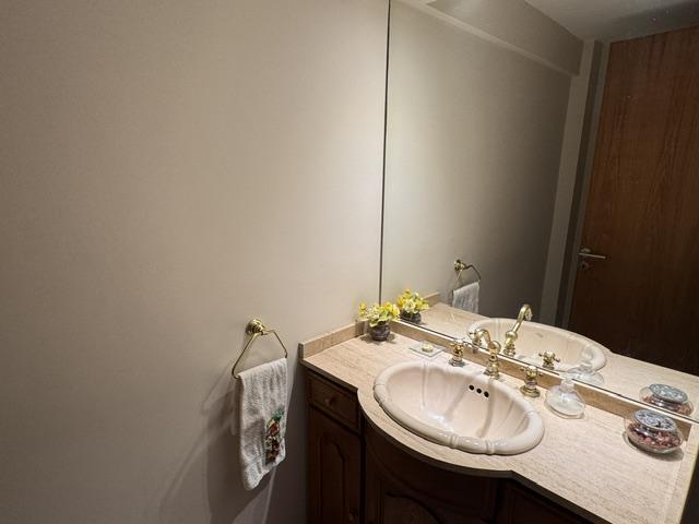Foto de Casa en venta en Vicente Lopez con jardin y pileta., imagen 4