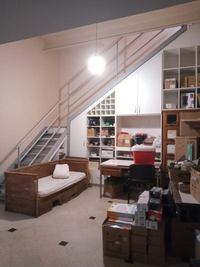 Foto de Venta de Espectacular casa 4 dormitorios en Boedo. Reciclada con muy, imagen 3