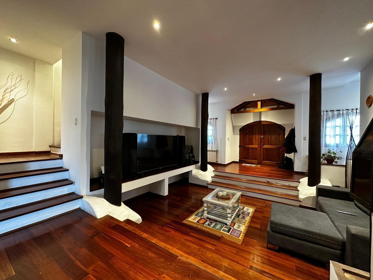 Venta Chalet - Parque Luro - Piscina con Jacuzzi - Parque - Patio - Parrilla 4
