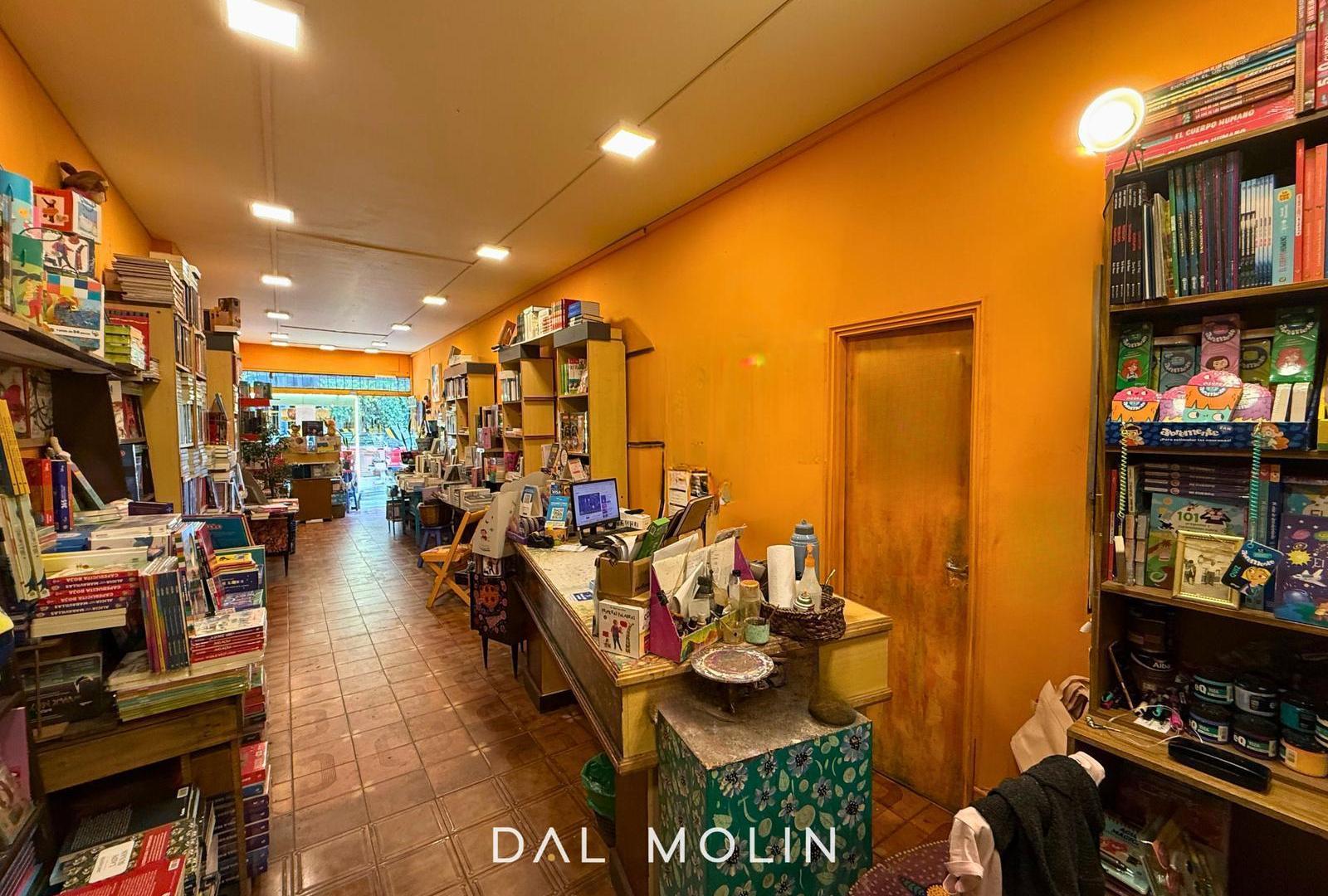 Venta - Local Comercial - Centro - Apto crédito - Profesional. Comercial