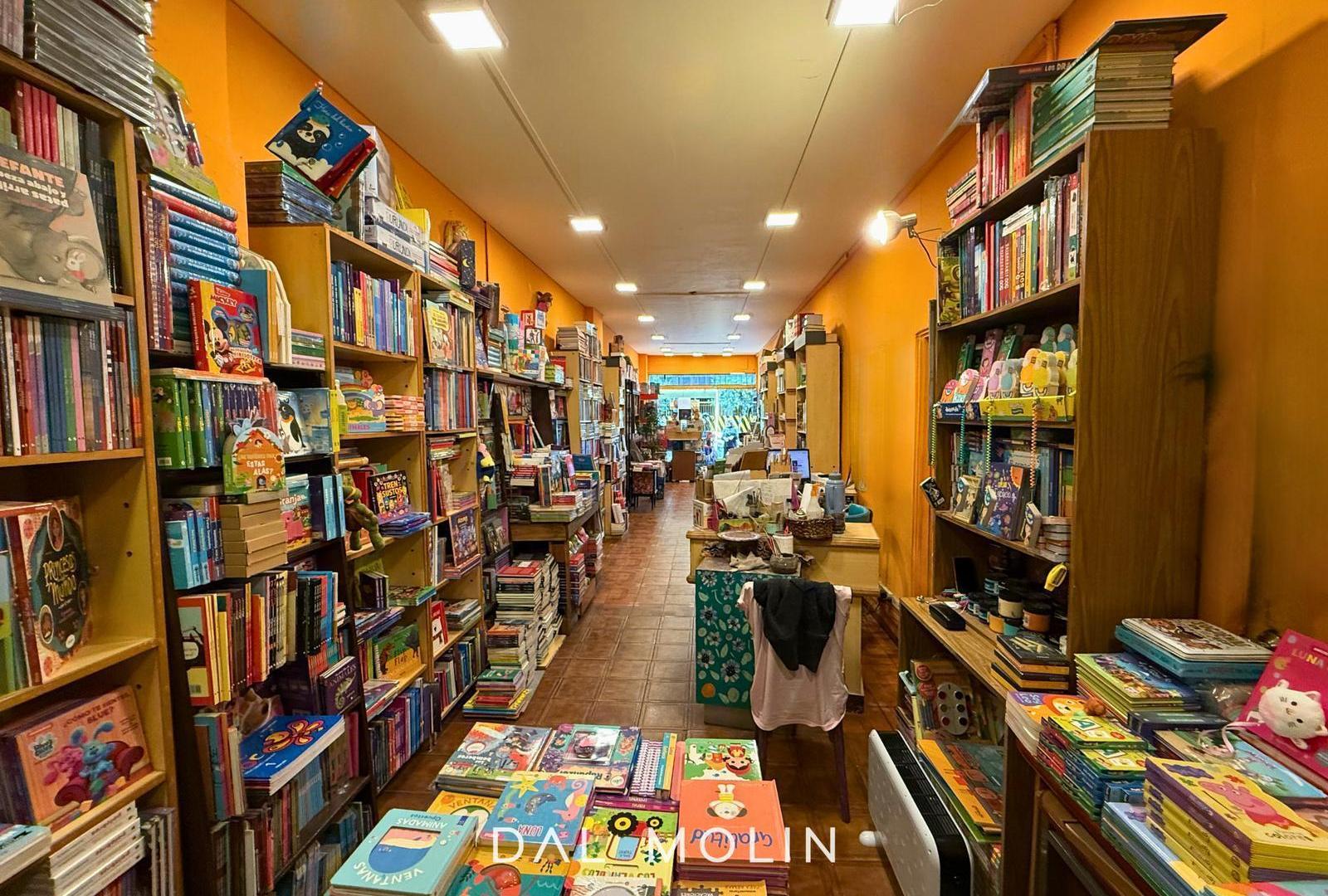 Foto de Venta - Local Comercial - Centro - Apto crédito - Profesional. Comercial, imagen 4