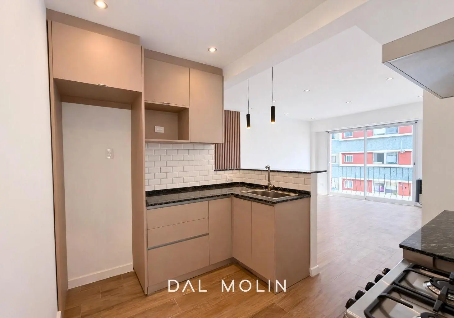 Departamento · Tres Ambientes · Centro · Reciclado por completo · Master con vestidor · Balcón 3