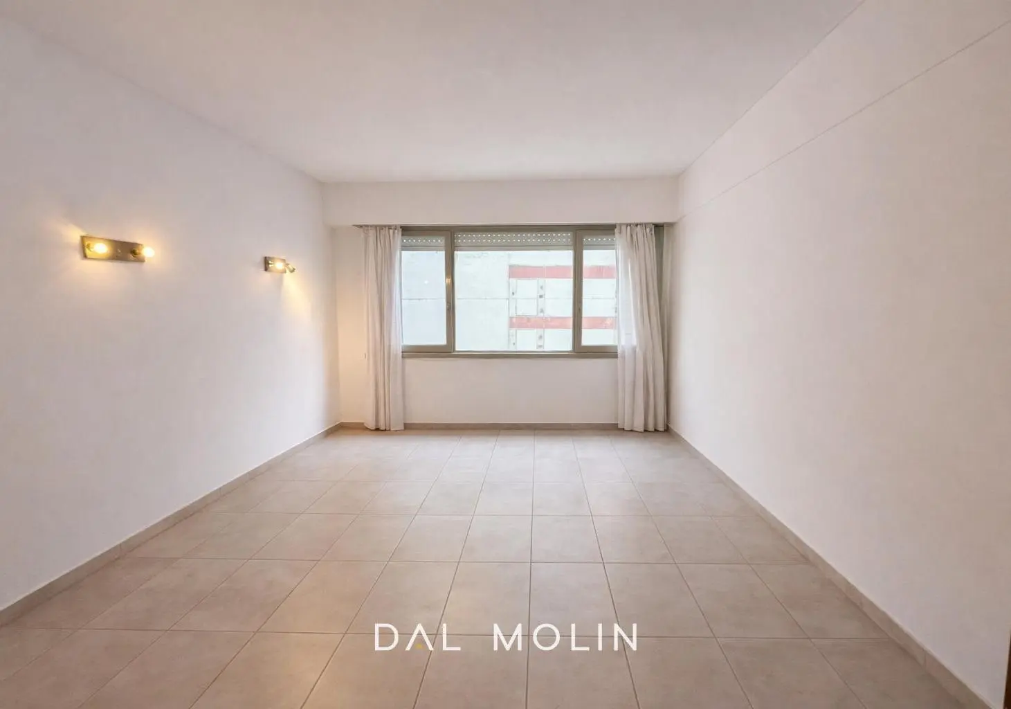 VENTA - Departamento - Un ambiente - Guemes - Macrocentro - Contrafrente - Original 4