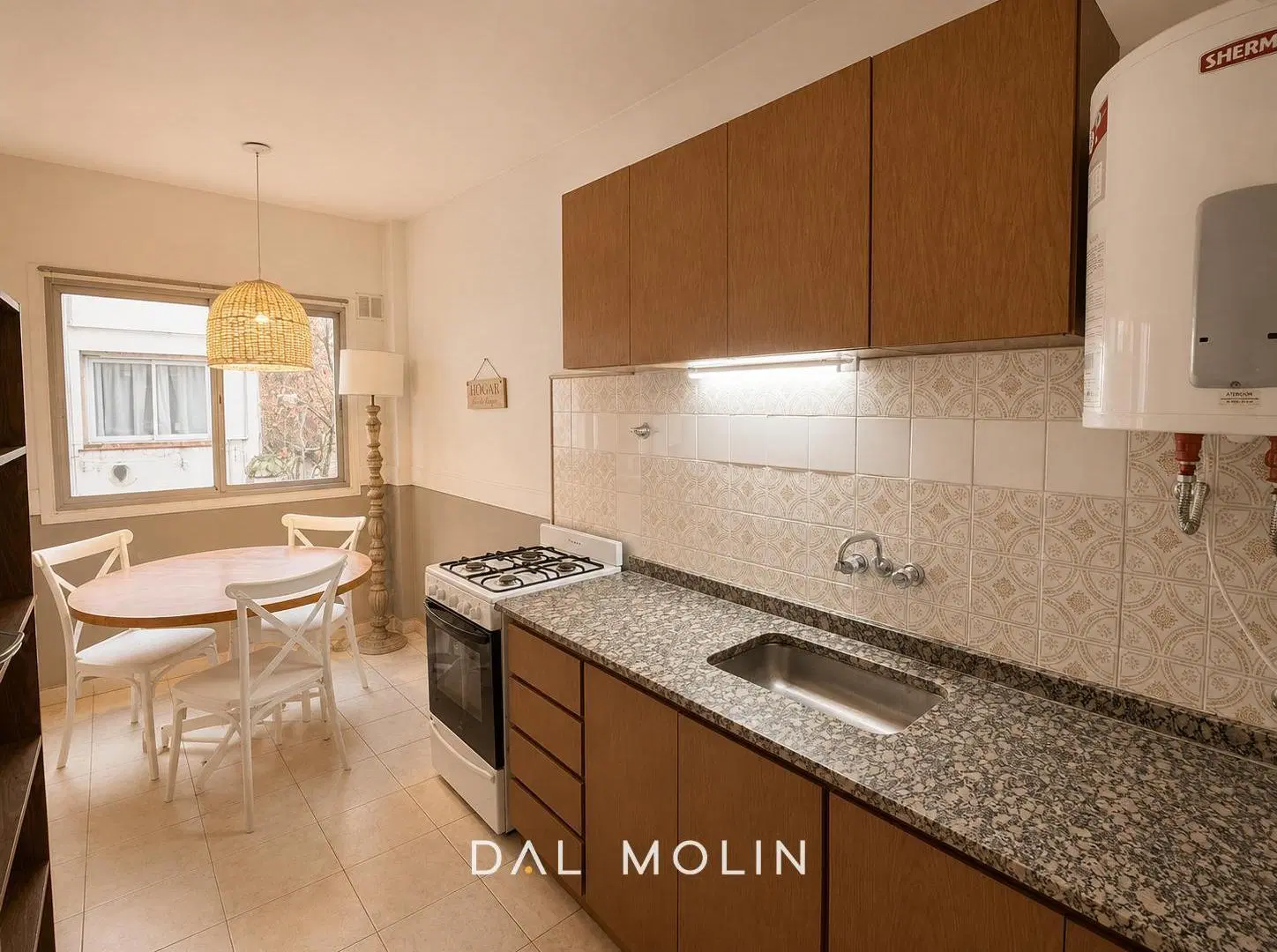 VENTA. DEPARTAMENTO. 3 AMBIENTES. PLAZA MITRE. CONTRAFRENTE 5