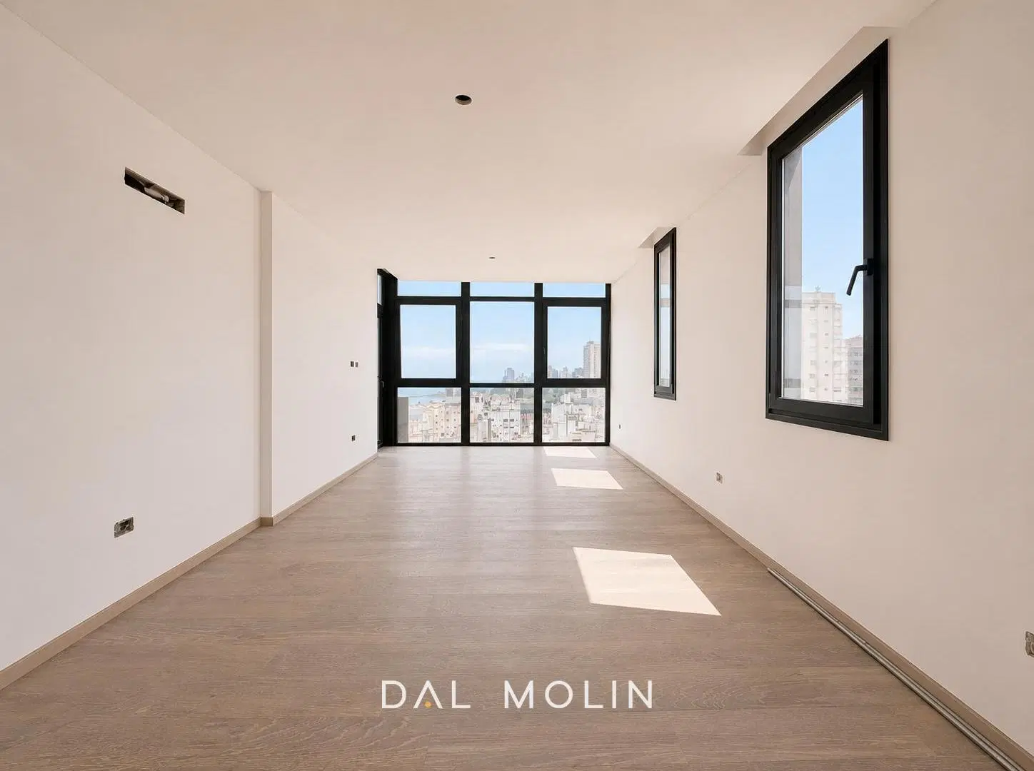 VENTA | 3 AMBIENTES EN SEMIPISO | CENTRO | VISTA AL MAR | QUINCHO | COWORKING | COCHERA CUBIERTA 4
