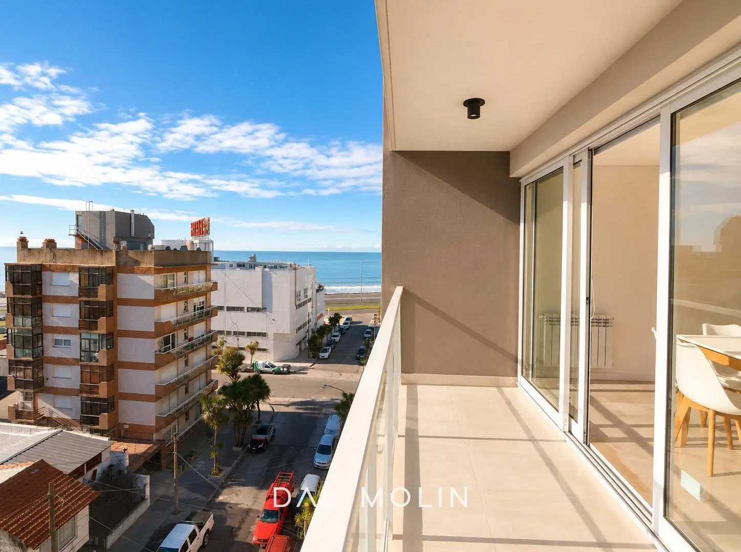 DEPARTAMENTO AL MAR | SEMIPISO 2 AMBIENTES | BALCÓN A LA CALLE | COCHERA | NUEVO | AMENITIES 2