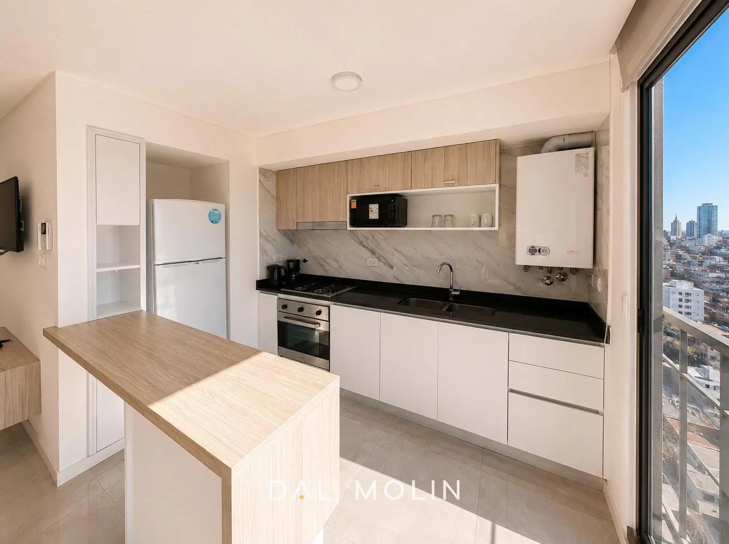 DEPARTAMENTO AL MAR | SEMIPISO 2 AMBIENTES | BALCÓN A LA CALLE | COCHERA | NUEVO | AMENITIES 4