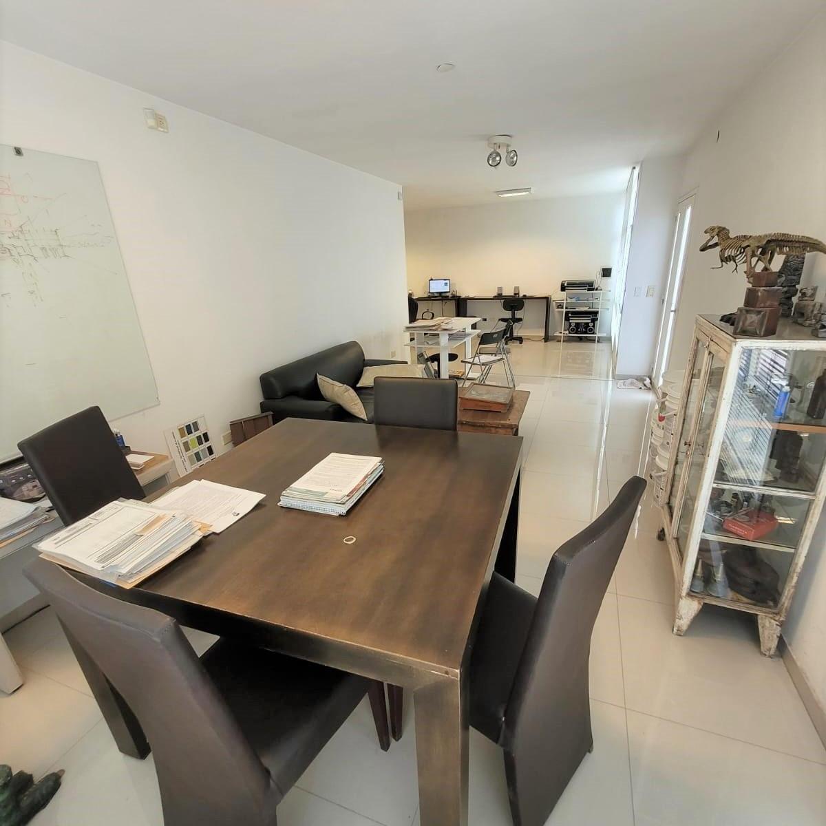 Venta Bº San Carlos Baradero 2206 4 Dptos + Local + Oficina 2
