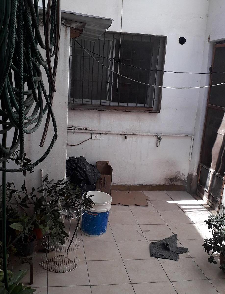 Venta Bº Crisol Norte Jose Ingenieros 1413 4 Dor 2 Cocinas 2 Baños + Salón 1