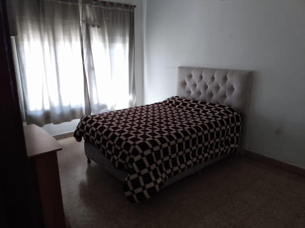 Foto de VENTA Bº COLON CADIZ 2738 3 DOR Y PATIO, imagen 2