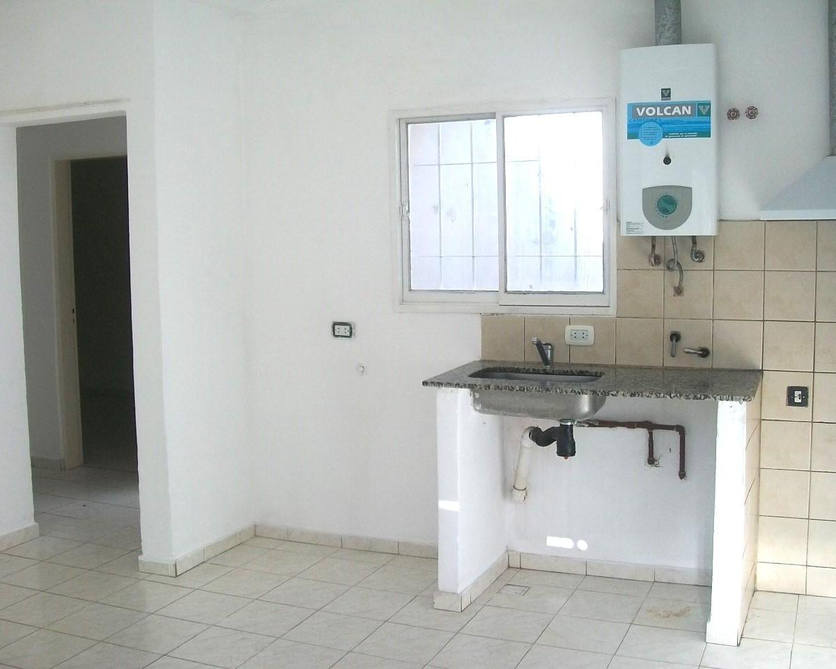 Foto de VENTA B° GENERAL BUSTOS TOLEDO 1550 BLOCK 5 DEPARTAMENTOS + POSIBILIDAD, imagen 4