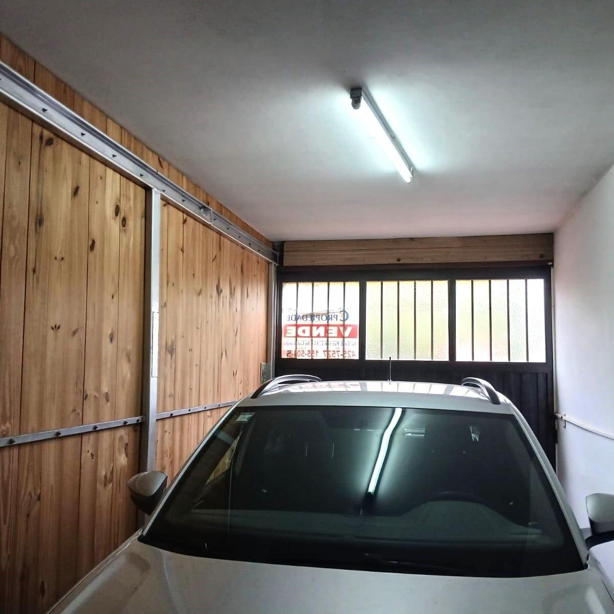 Venta Bº Rivadavia Ambrosio Funes 2216 Casa 4 a 5 Dorm. + Galpón 4