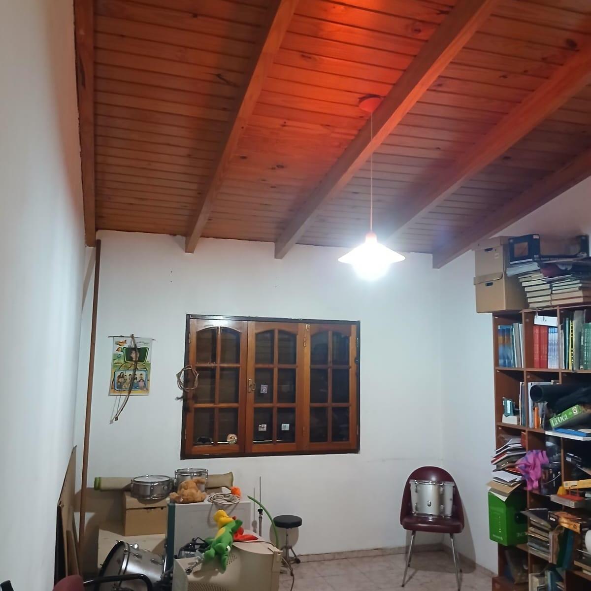 Venta Bº Rivadavia Ambrosio Funes 2216 Casa 4 a 5 Dorm. + Galpón 3