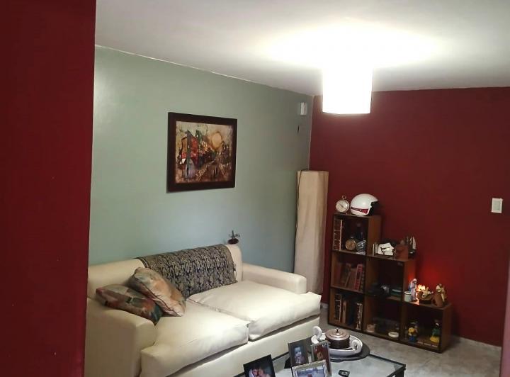 VENTA Bº RIVADAVIA AMBROSIO FUNES 2216 CASA 4 A 5 DORMITORIOS + GALPÓN  3