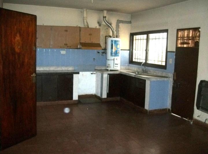 ALQUILER Bº MAIPÚ GRANADA 2308 PA 2 DORMITORIOS A METROS DE SABATTINI  1