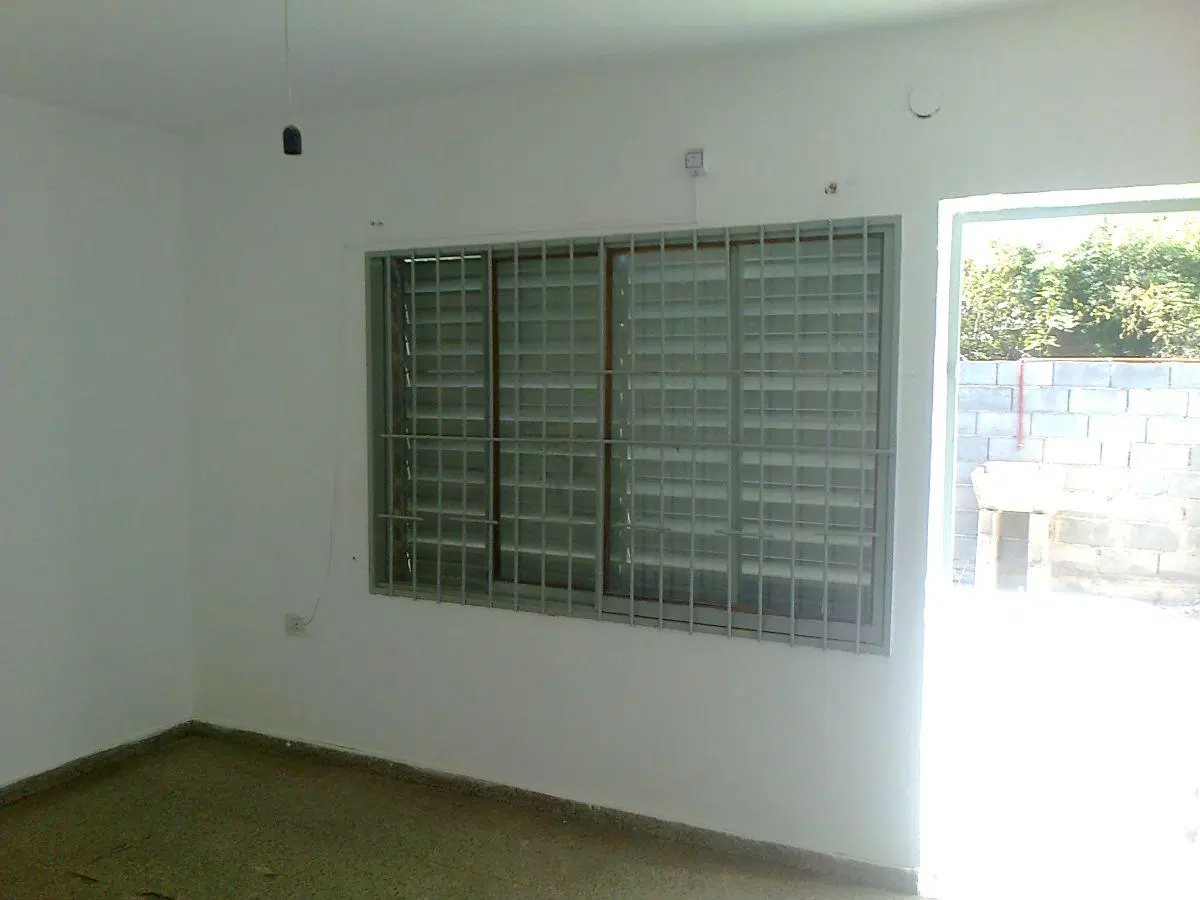 ALQUILER Bº JOSE IGNACIO DIAZ ALVARADO 3835 LOCAL TIPO DPTO SOLO ALQUILER COMERCIAL 2