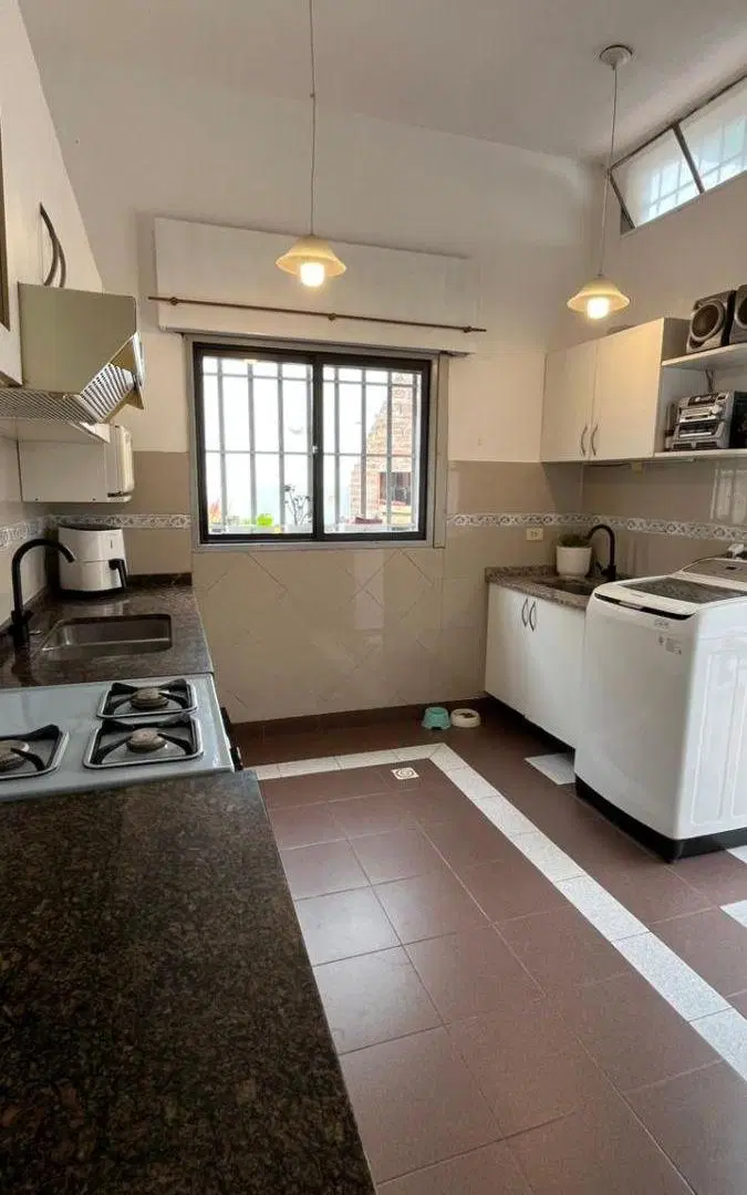 VENTA Bº CRISOL PASAJE SEGOVIA 2432 CASA 3 DOR A 5 MINUTOS DE CIUDAD UNIVERSITARIA 5