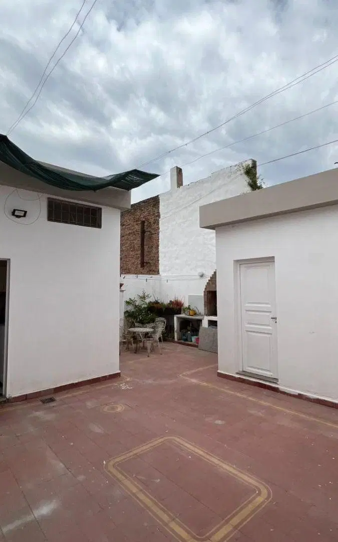 VENTA Bº CRISOL PASAJE SEGOVIA 2432 CASA 3 DOR A 5 MINUTOS DE CIUDAD UNIVERSITARIA 4