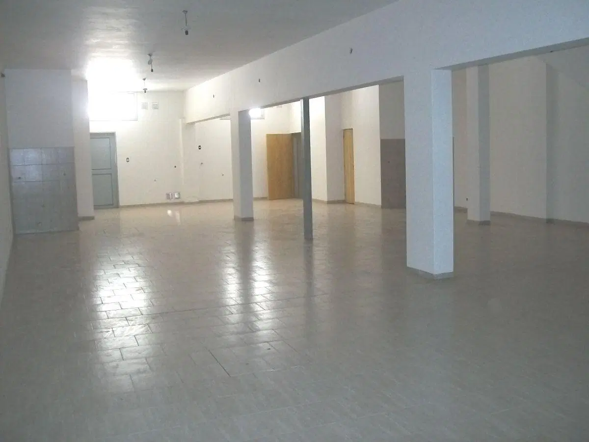 ALQUILER Bº MAIPU SABATTINI 1864 LOCAL 220M2 2 BAÑOS 2