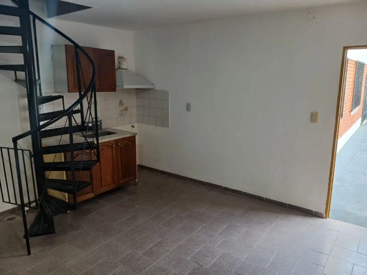 ALQUILER Bº FERROVIARIO MITRE ANTONIO POZZI 2219 2 DEPARTAMENTO 2 DORMITORIOS + PATIO 2
