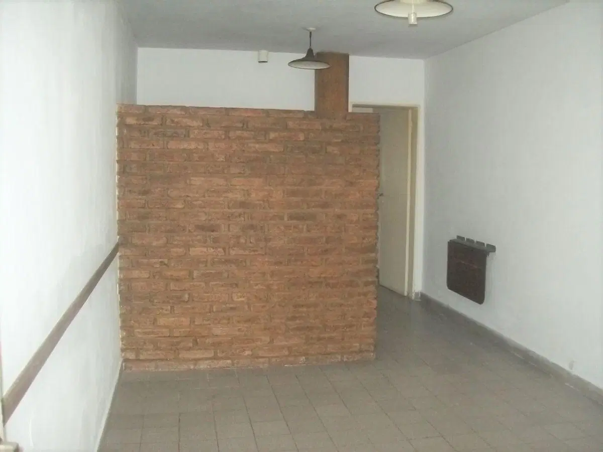 ALQUILER Bº COLON PROVINCIAS VASCONGADAS 2331 1 DORMITORIO + ESCRITORIO + COCHERA 5