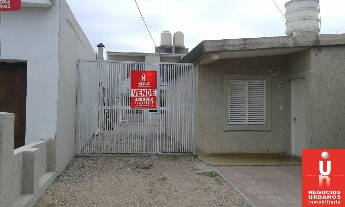 VENTA Bº SAN CARLOS GUASPAMPA 2813 CASA + 3 DEPARTAMENTOS + 3 COCHERAS 1