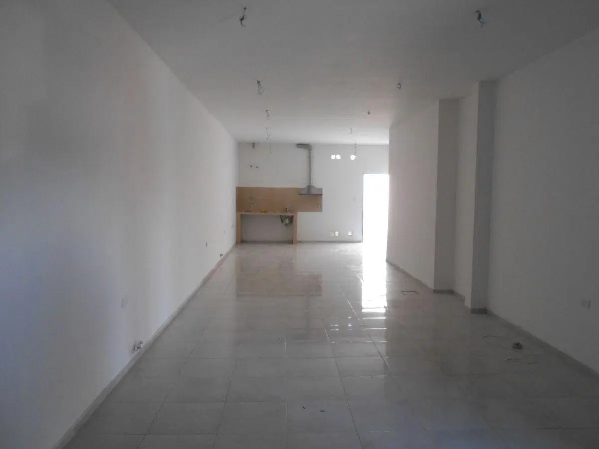 ALQUILER ONCE SEPTIEMBRE 3000 LOCAL COMERCIAL DE 75M2 3