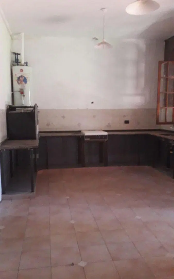 ALQUILER Bº COLON CASTILLA 1923 1 DORMITORIO + ESCRITORIO + GARAJE + PATIO 1