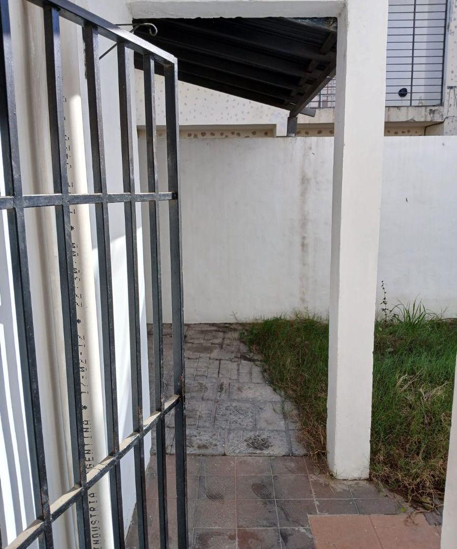 Foto de ALQUILER Bº EMPALME CORRIENTES 4569 DÚPLEX FRENTE 2 DORMITORIOS + 2, imagen 4
