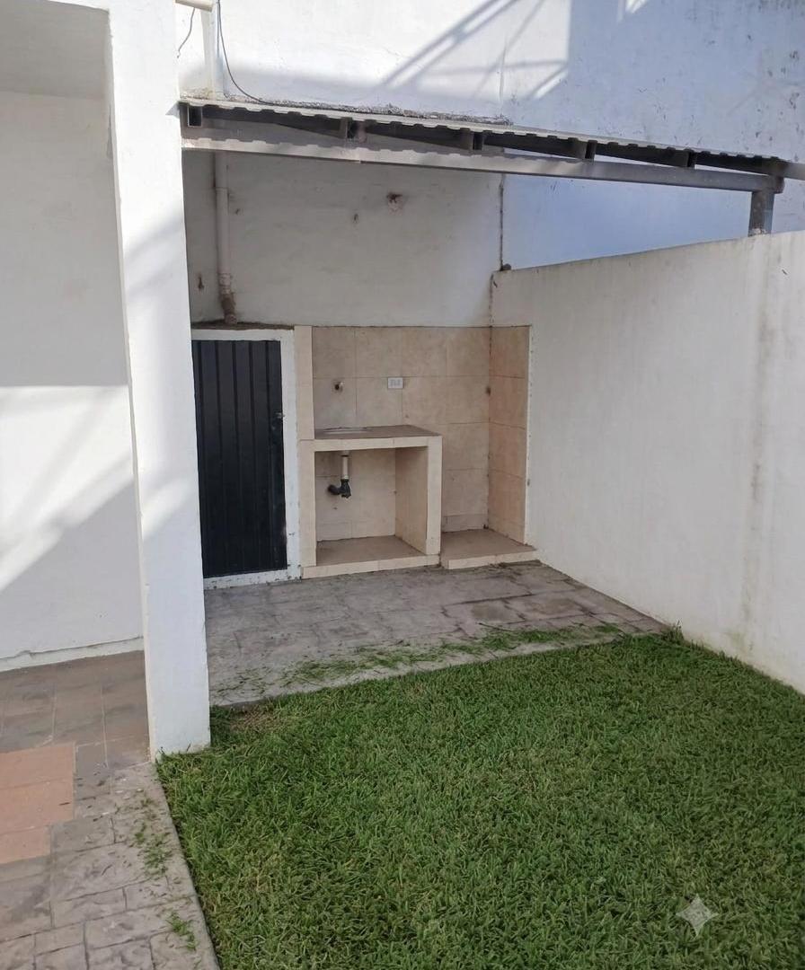 Foto de ALQUILER Bº EMPALME CORRIENTES 4569 DÚPLEX FRENTE 2 DORMITORIOS + 2, imagen 5
