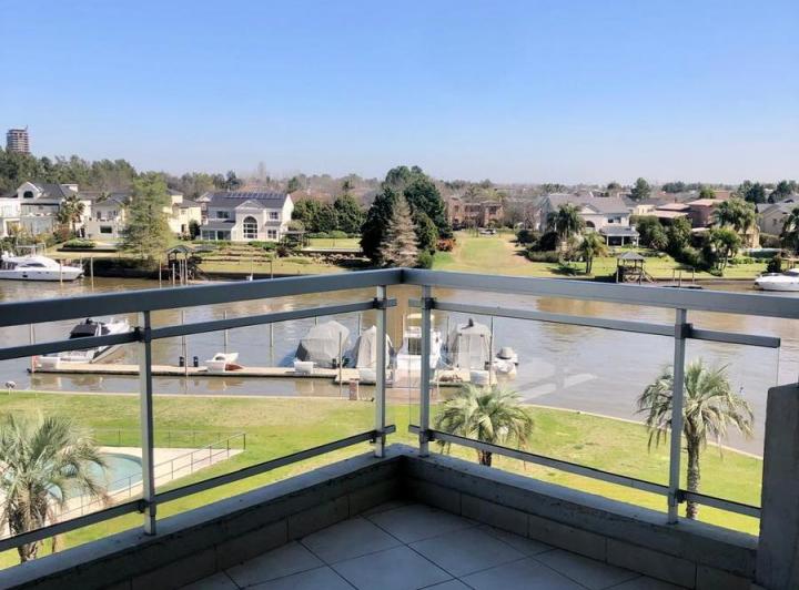 Alquiler Departamento en  Ribera Nordelta - Inmejorable vista al río. 4