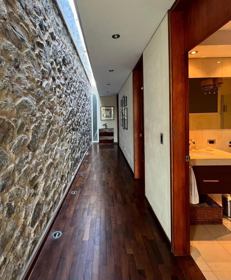 Propiedad con Diseño y Seguridad en Zona Norte Villa Warcalde La Arboleda
