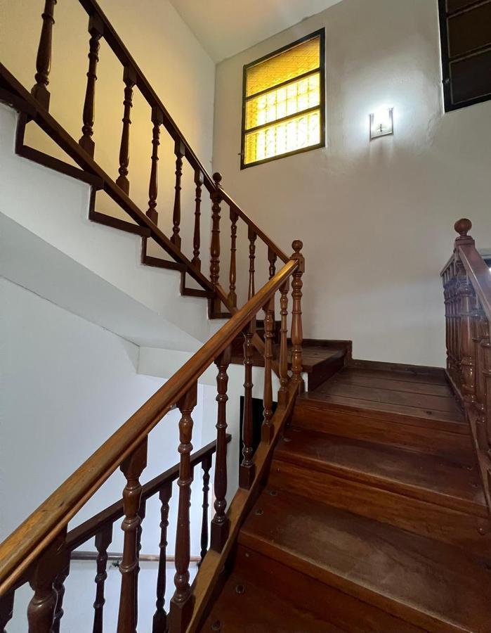Venta, Casa, 4 Dorm. + Escritorio, Urca 2