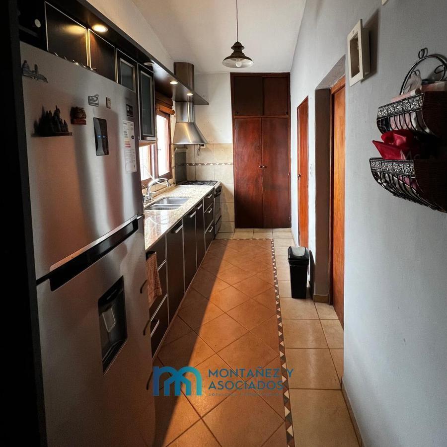 Casa en Venta 3 Dorm. + Escritorio + Departamento 3