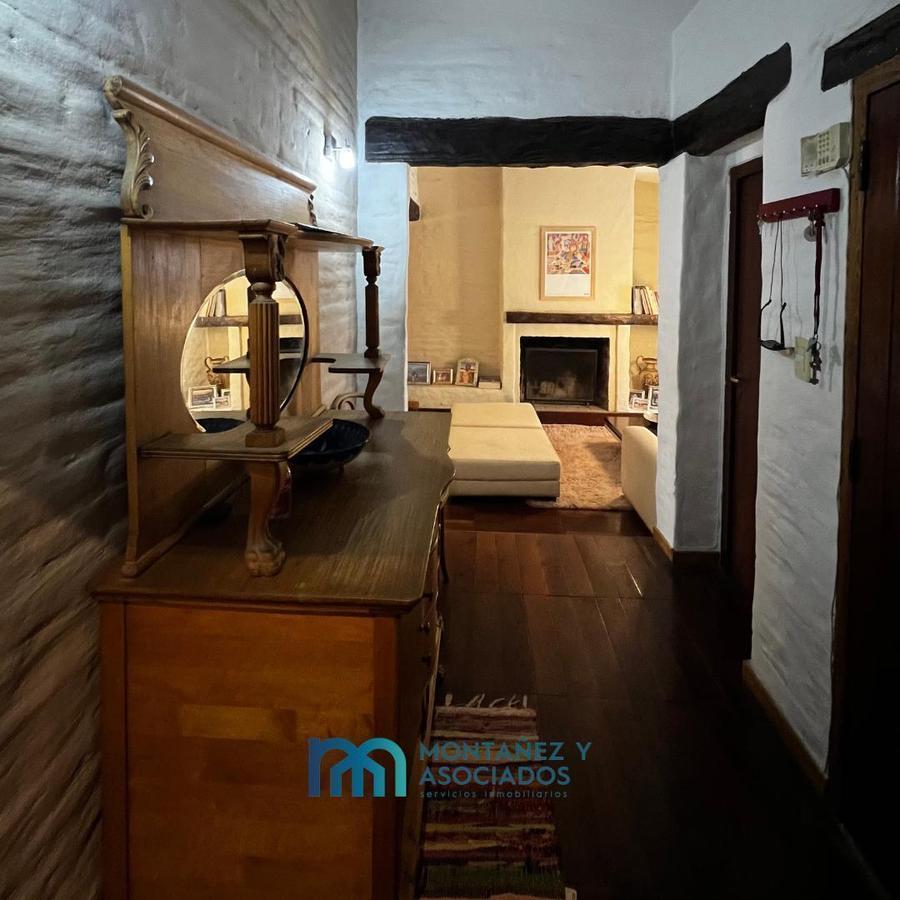 Casa en Venta 3 Dorm. + Escritorio + Departamento 4