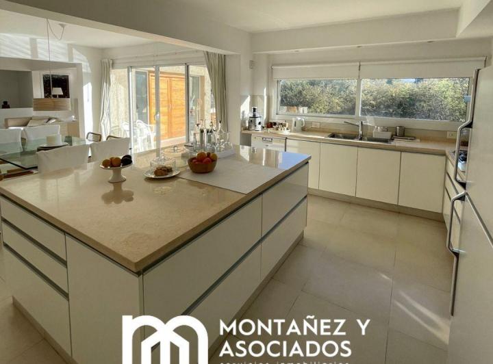 Casa en venta en country 4 Hojas 5