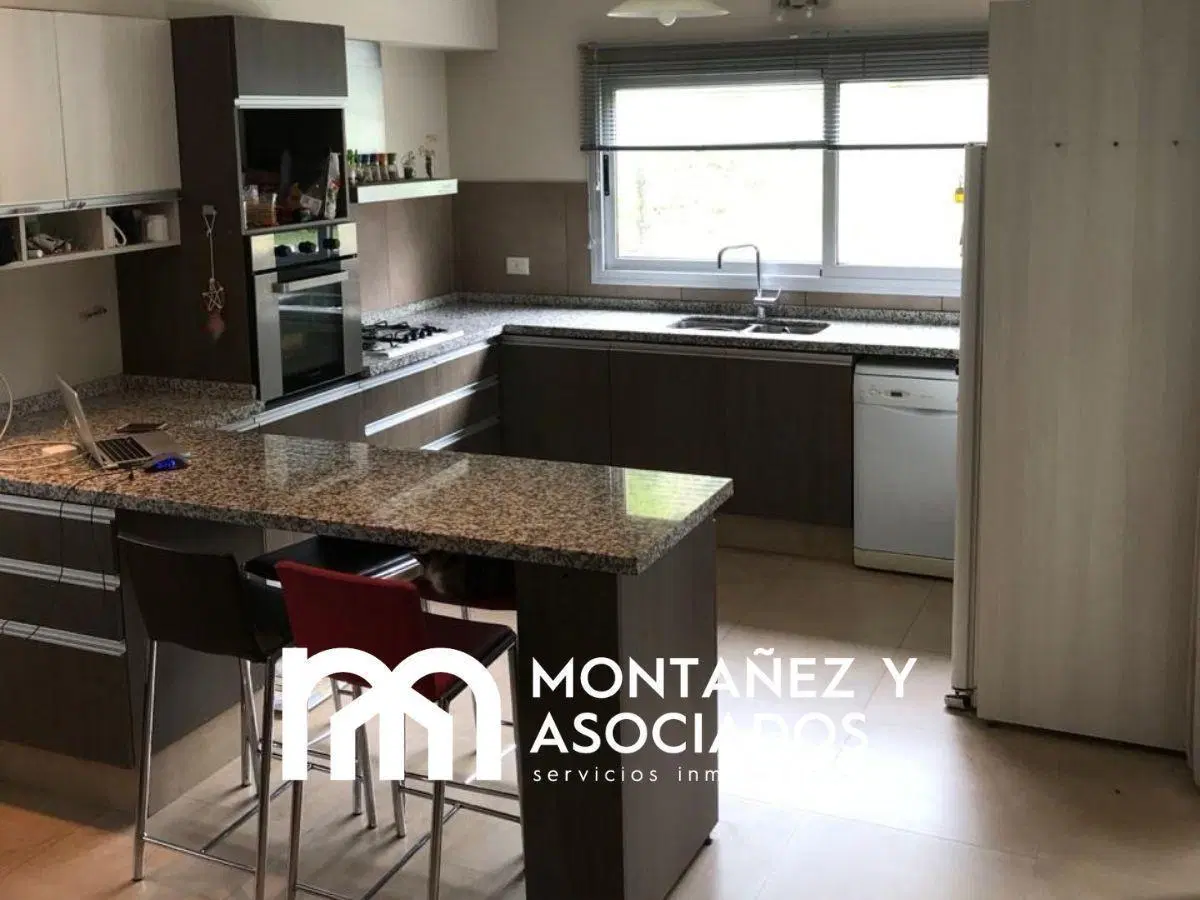 Casa en venta 4 dormitorios La Rufina 3