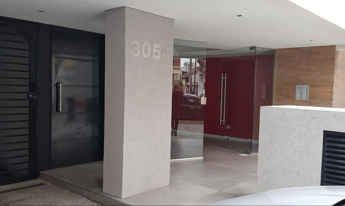 Foto de COCHERA VENTA Lanús Oeste, imagen 2